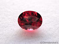 Oval cut spinel